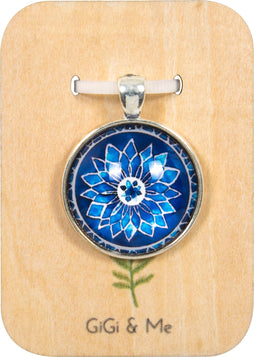 Bright & Beautiful Floral Round Pendant in Vintage Silver - PVS010